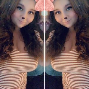 Meet your Posher, Courtney